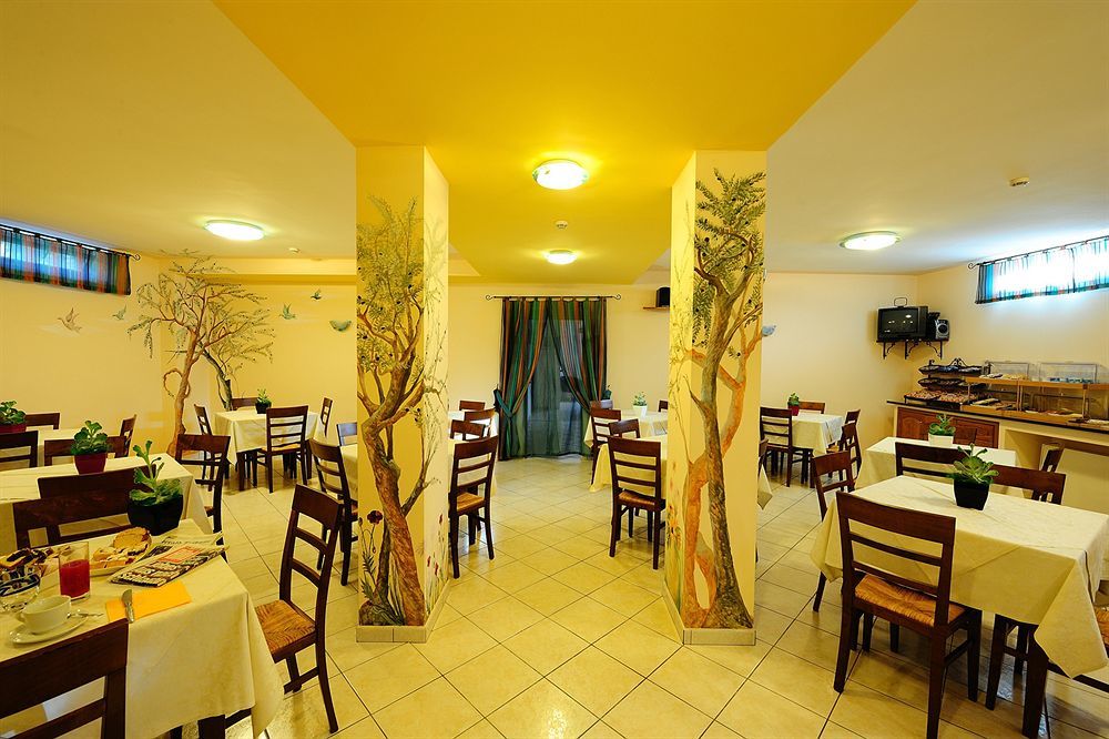 Colle Degli Olivi Snc Guest House Assisi Exterior foto